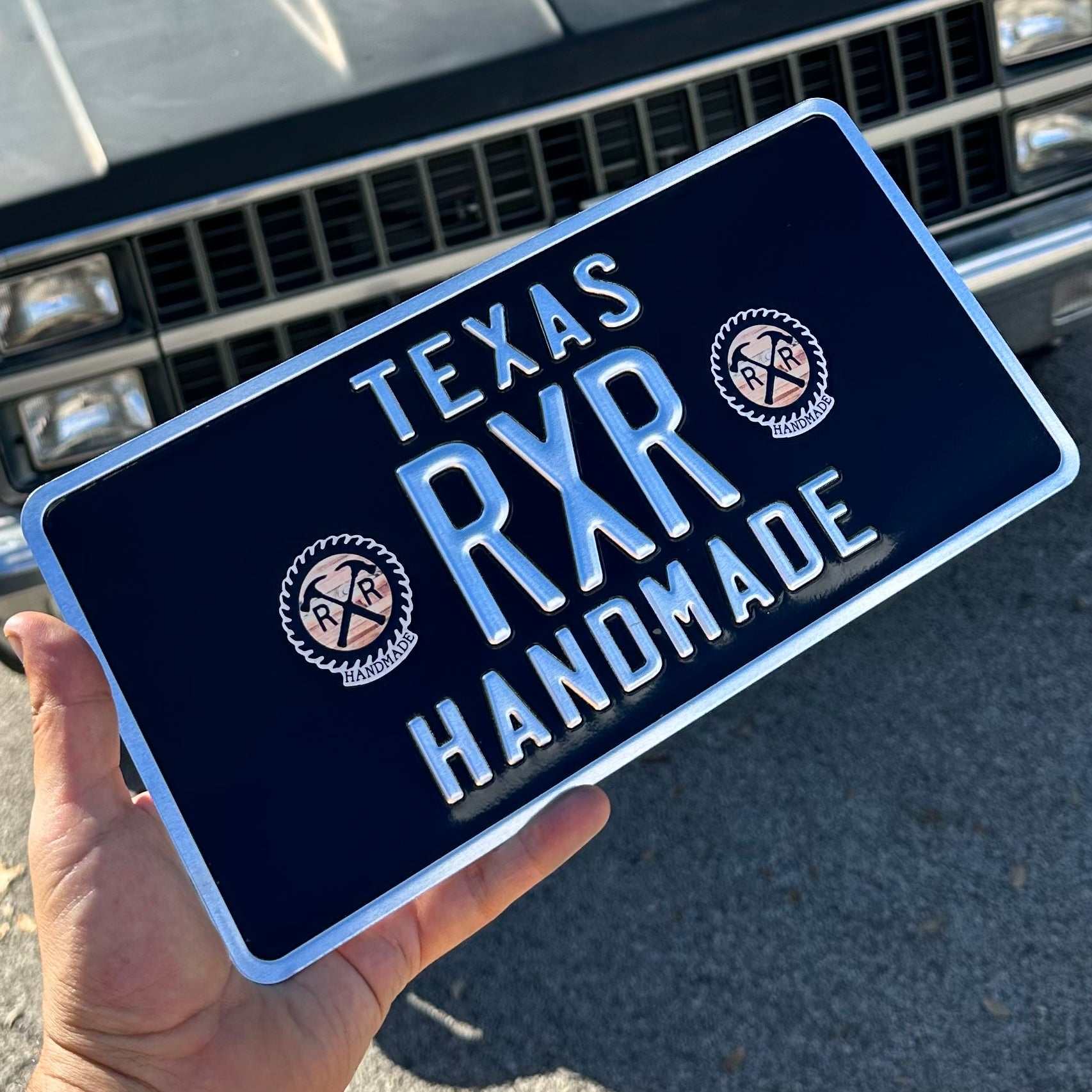 Custom US Aluminium Embossed Vanity License Plate