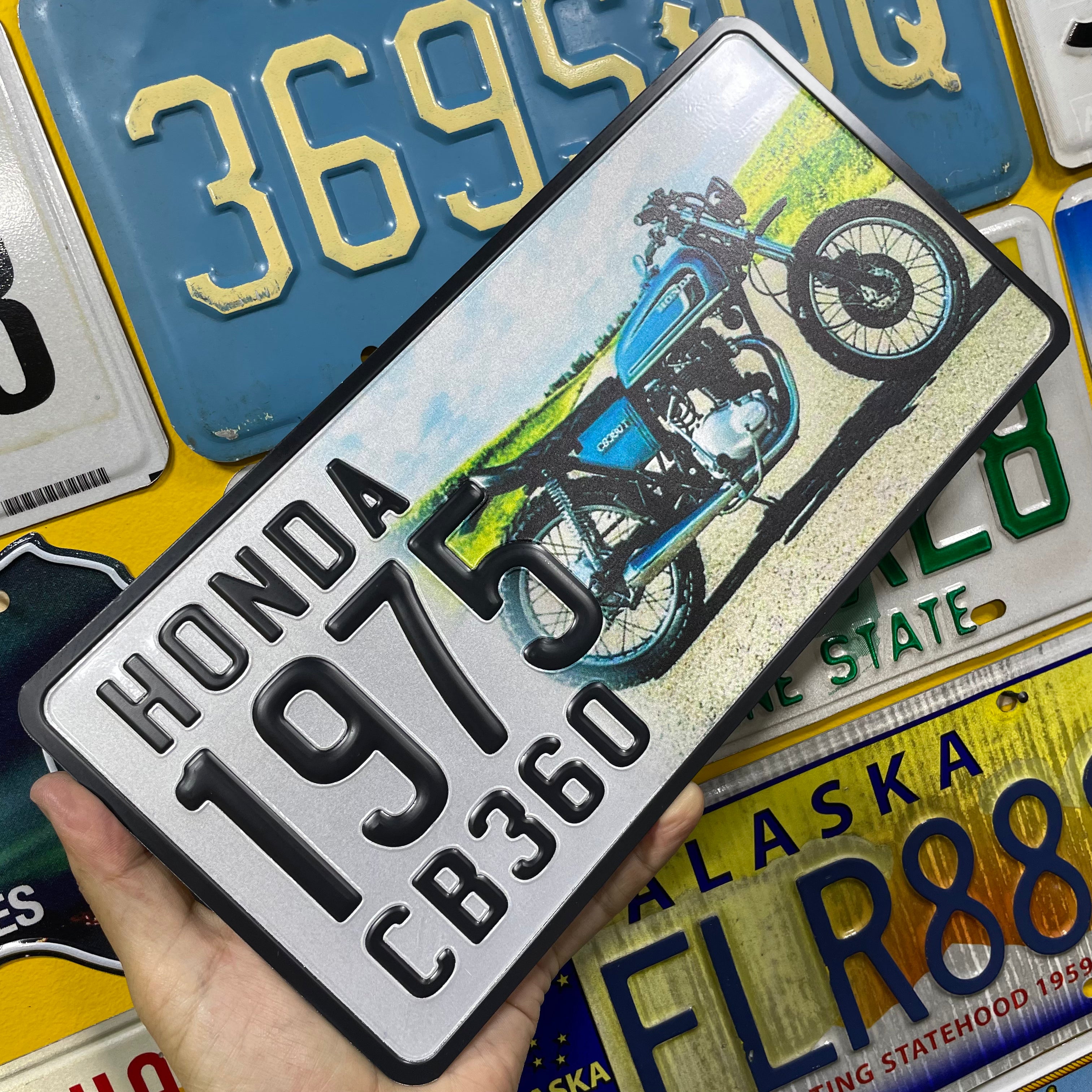 Custom US Aluminium Embossed Vanity License Plate