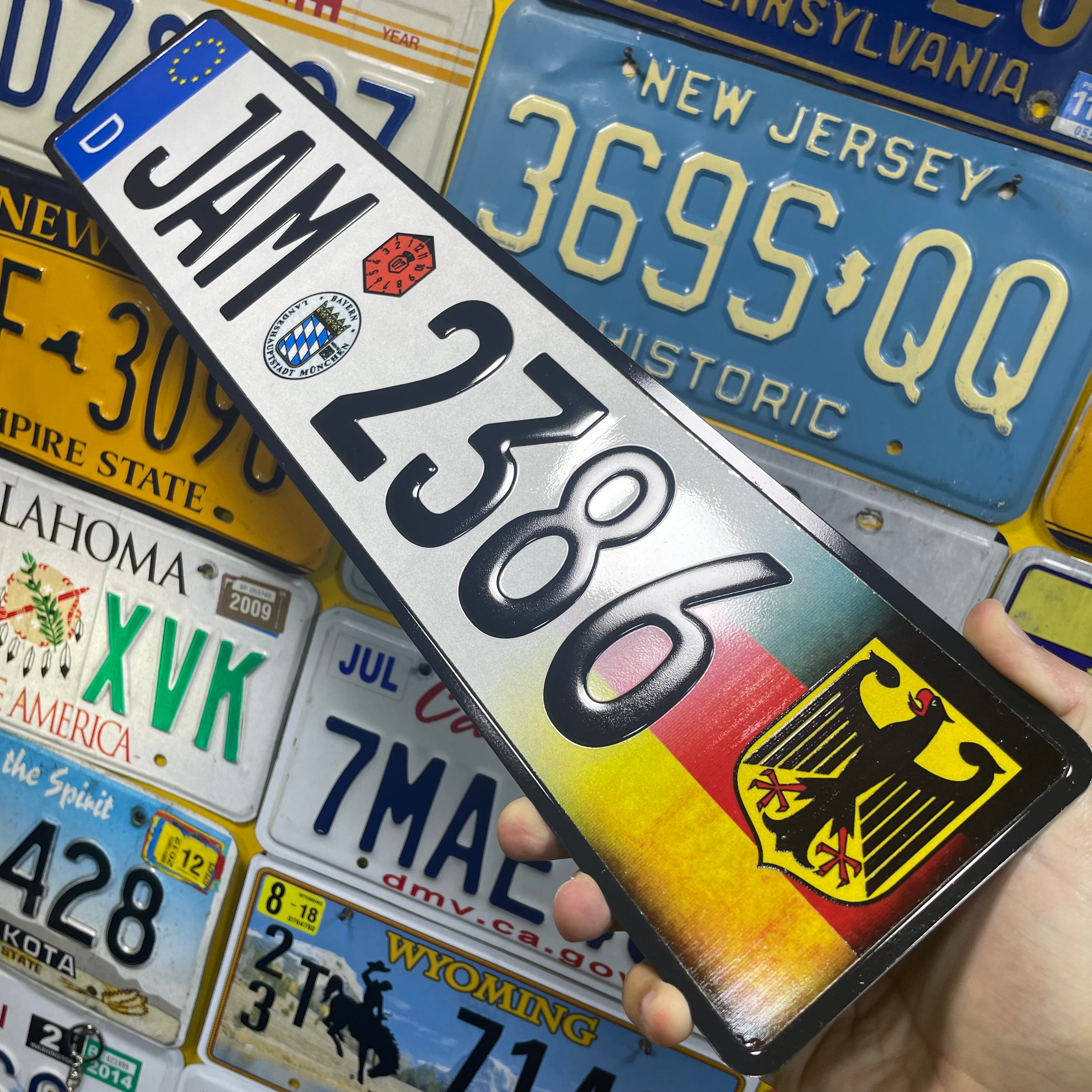 Custom European Aluminium Embossed Vanity License Plate