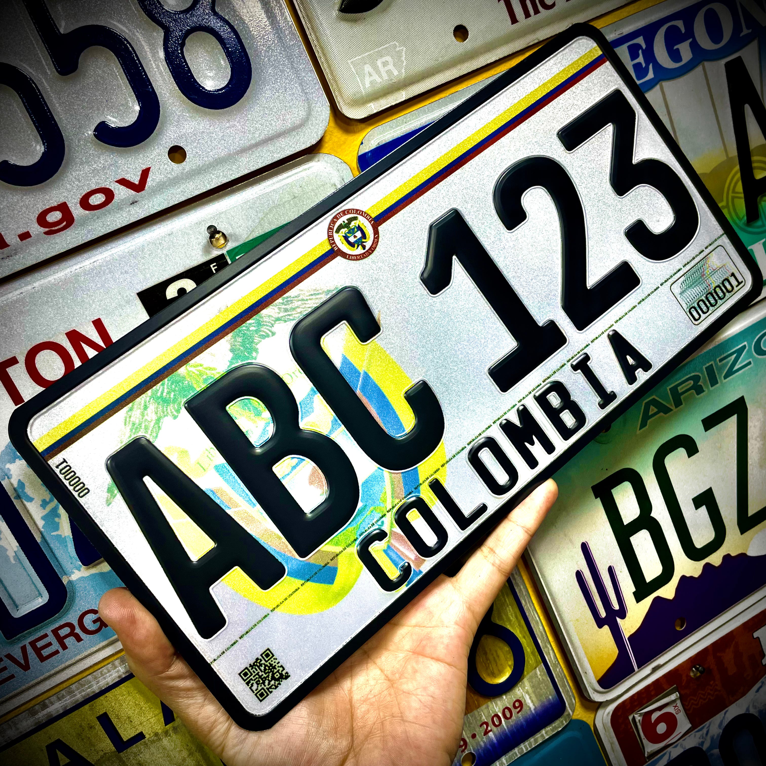 Custom US Aluminium Embossed Vanity License Plate