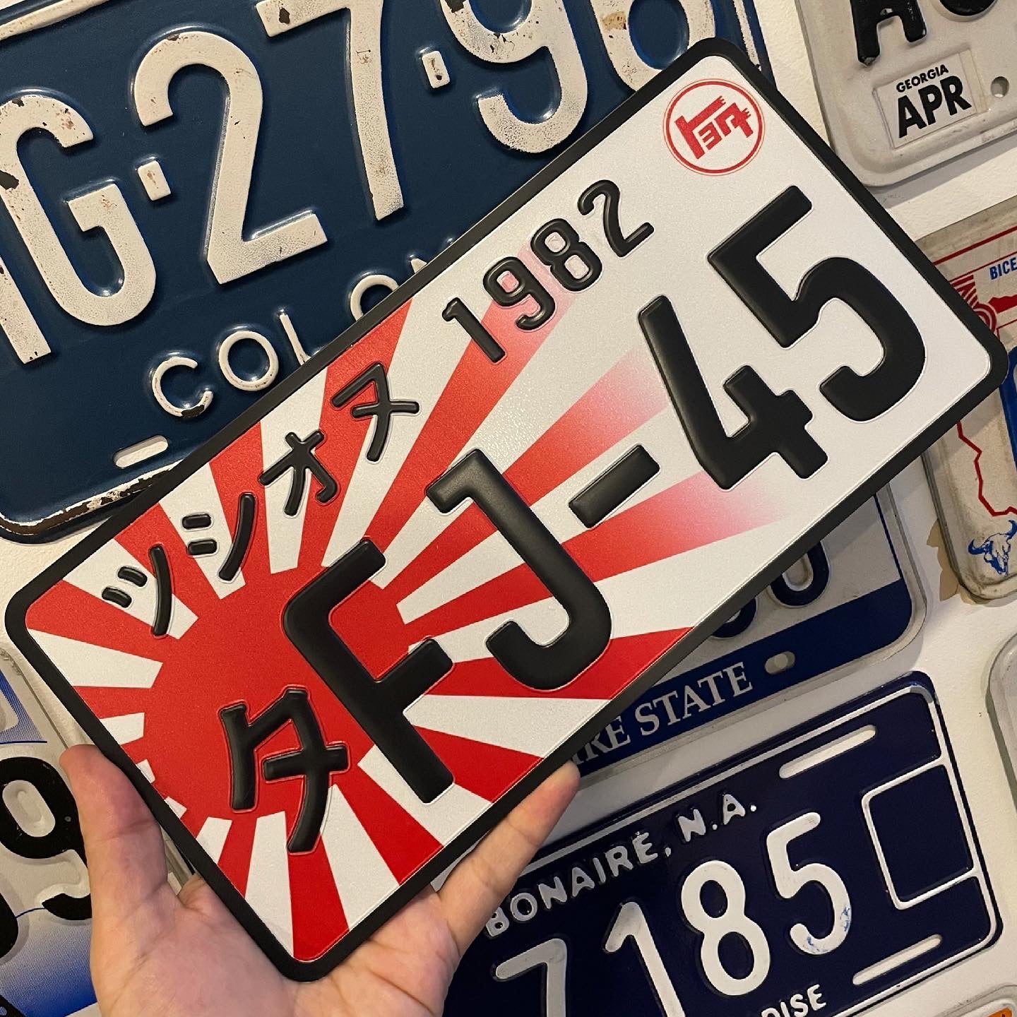 Custom US Aluminium Embossed Vanity License Plate